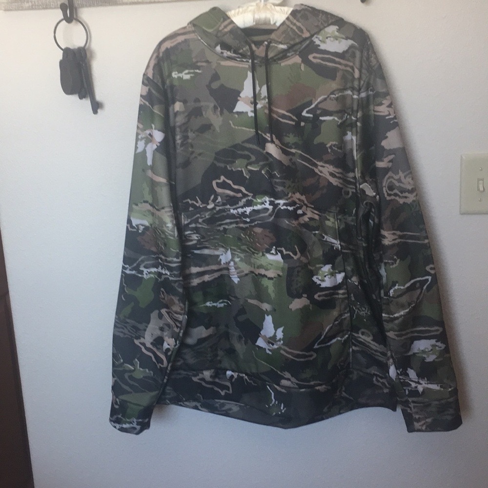 Mens XL Under Armour Performance Hoodie